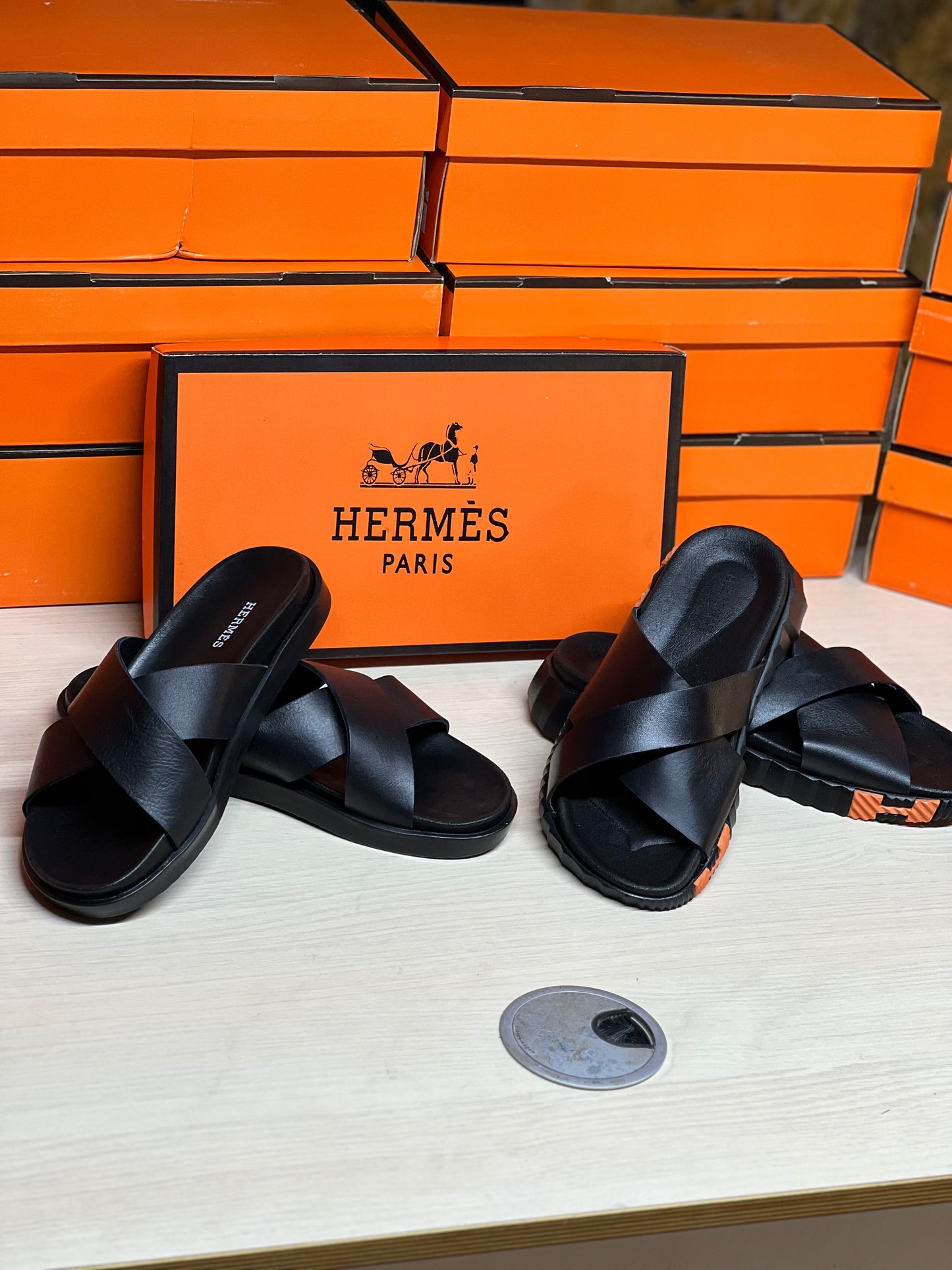 Offre Limitée - 2 Sandales Hermes Sport et Classique