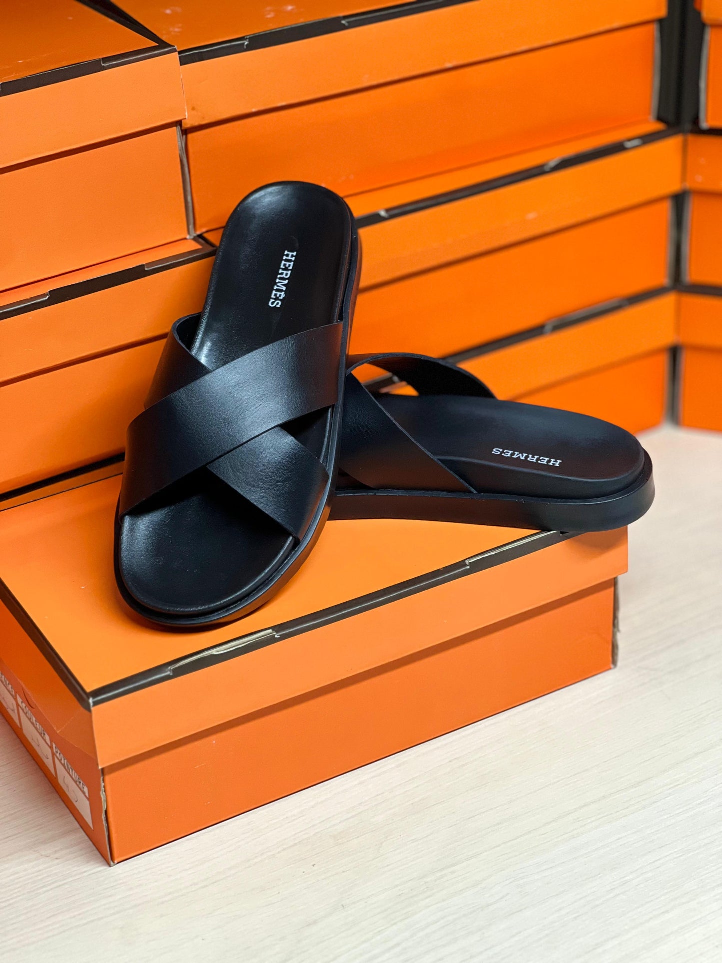 Offre Limitée - 2 Sandales Hermes Sport et Classique